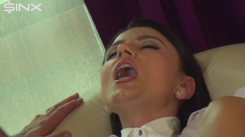 High Heeled Babe Toyed Until She Squirts Screencap 48 on www.sinx.com