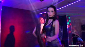 International Summer Lovin' Part 3 - Shower Cam Screencap 3 on www.sinx.com