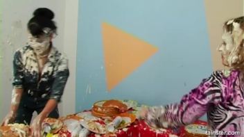 These Chicks Love To Fight Screencap 21 on www.sinx.com