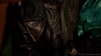 A Nice Surprise... Screencap 106 on www.sinx.com