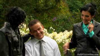 A Nice Surprise... Screencap 19 on www.sinx.com