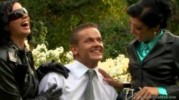 A Nice Surprise... Screencap 20 on www.sinx.com