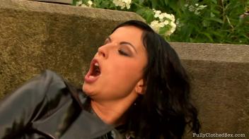 A Nice Surprise... Screencap 70 on www.sinx.com