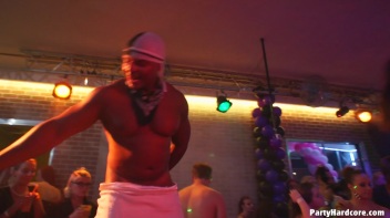 Party Hardcore Gone Crazy Vol. 38 Part 7 - Cam 2 Screencap 59 on www.sinx.com