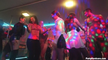 Party Hardcore Gone Crazy Vol. 29 Part 7 - Cam 1 Screencap 29 on www.sinx.com