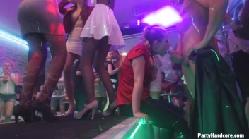 Party Hardcore Gone Crazy Vol. 29 Part 7 - Cam 1 Screencap 61 on www.sinx.com