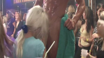 Party Hardcore Vol. 32 Part 2 - Main edit Screencap 73 on www.sinx.com