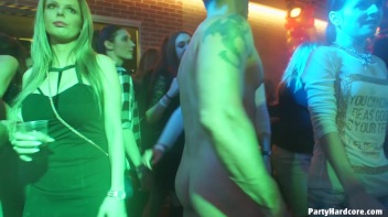 Party Hardcore Gone Crazy Vol. 39 Single Cut: Part 9 - Cam 1 Screencap 89 on www.sinx.com