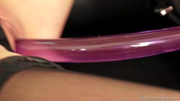 The Best Lesbo Rommates Ever Screencap 82 on www.sinx.com