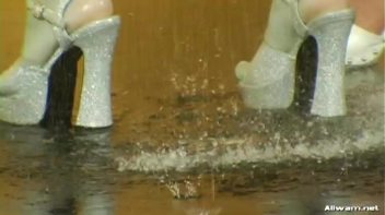 Wetlook Teasing and Playing Screencap 9 on www.sinx.com