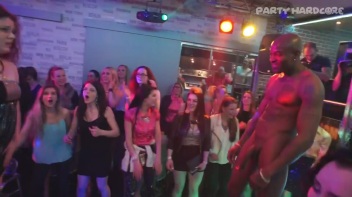 Party Hardcore Gone Crazy Vol. 27 Part 3 - Cam 4 Screencap 5 on www.sinx.com