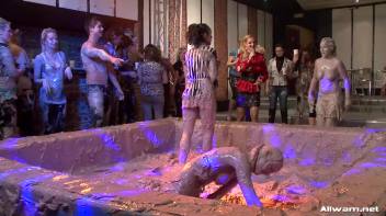 Bloused Babes In Brutal Battle Screencap 83 on www.sinx.com