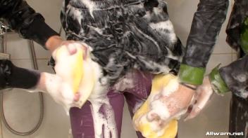 Kylie Joins The Wetlook Party Screencap 35 on www.sinx.com