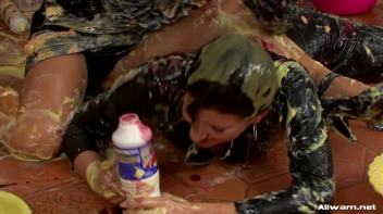 Burglar Gets a Messy Surprise Screencap 93 on www.sinx.com