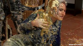 Burglar Gets a Messy Surprise Screencap 107 on www.sinx.com