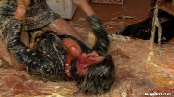 Burglar Gets a Messy Surprise Screencap 110 on www.sinx.com