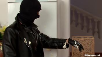 Burglar Gets a Messy Surprise Screencap 13 on www.sinx.com