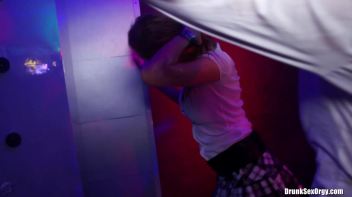 International Summer Lovin' Part 4 - Shower Cam Screencap 60 on www.sinx.com