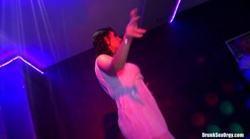 International Summer Lovin' Part 4 - Shower Cam Screencap 10 on www.sinx.com