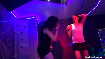 International Summer Lovin' Part 4 - Shower Cam Screencap 36 on www.sinx.com