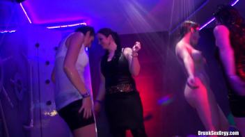 International Summer Lovin' Part 4 - Shower Cam Screencap 45 on www.sinx.com