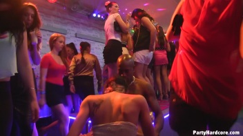 Party Hardcore Gone Crazy Vol. 12 Part 4 - Cam 1 Screencap 42 on www.sinx.com