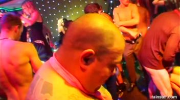 Pussy Casino Part 4 - Cam 2 Screencap 21 on www.sinx.com