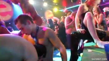 Pussy Casino Part 4 - Cam 2 Screencap 36 on www.sinx.com