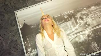 Partying With The Best In The Biz Part 2 Screencap 7 on www.sinx.com