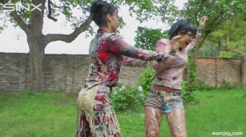 Tickling Turns Into Full Blown Food Fight! Screencap 74 on www.sinx.com