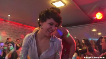 Party Hardcore Gone Crazy Vol. 13 Part 1 - Cam 2 Screencap 99 on www.sinx.com