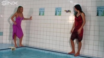 Catfighting Girls Get Soaked In The Pool Screencap 13 on www.sinx.com