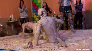 Eurobabes Slammed In The Mud Screencap 30 on www.sinx.com