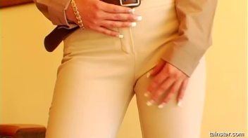 She's Absolutely DYING for a Piss! Screencap 5 on www.sinx.com