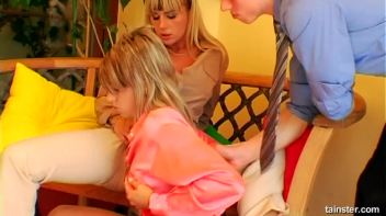 She's Absolutely DYING for a Piss! Screencap 14 on www.sinx.com