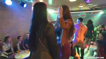 Party Hardcore Gone Crazy Vol. 34 Part 7 - Cam 1 Screencap 50 on www.sinx.com