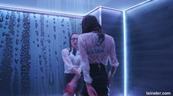 Wetlook Dancing Duos Done Right! Screencap 34 on www.sinx.com