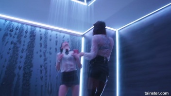 Wetlook Dancing Duos Done Right! Screencap 36 on www.sinx.com