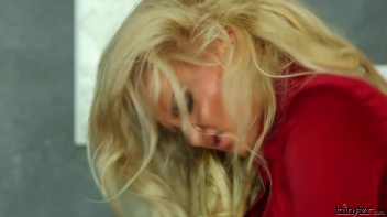 Cabaret Babe Gets Strap-On Cum Fucked Screencap 31 on www.sinx.com