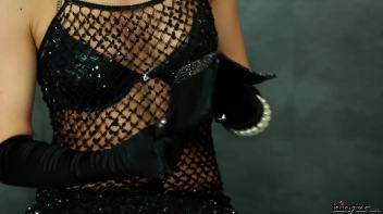 Cabaret Babe Gets Strap-On Cum Fucked Screencap 4 on www.sinx.com