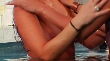 Lesbian Wetlook Action In The Pool Screencap 98 on www.sinx.com
