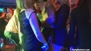 Party Hardcore Gone Crazy Vol. 36 Part 7 - Cam 3 Screencap 14 on www.sinx.com