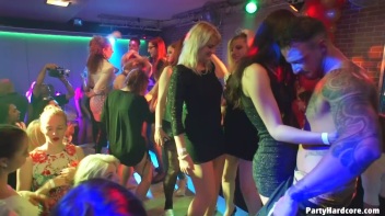 Party Hardcore Gone Crazy Vol. 36 Part 7 - Cam 3 Screencap 37 on www.sinx.com