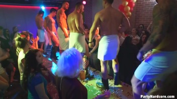 Party Hardcore Gone Crazy Vol. 36 Part 7 - Cam 3 Screencap 43 on www.sinx.com