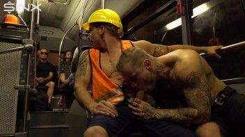 Stud Pays Builder For Gay Sex On The Bus Screencap 14 on www.sinx.com