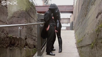 CBT und Nippelspiele im Freien Screencap 43 on www.sinx.com