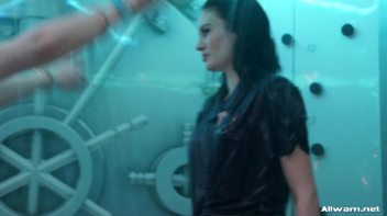 Spicin' Up The Shower! Screencap 54 on www.sinx.com