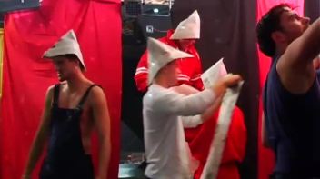 GaGa For Glue Girls Part 1 Screencap 4 on www.sinx.com