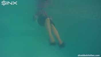 Gorgeous Girl Rips Her Clothes After Swim Screencap 6 on www.sinx.com
