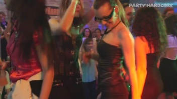 Party Hardcore Gone Crazy Vol. 27 Part 5 - Cam 1 Screencap 23 on www.sinx.com